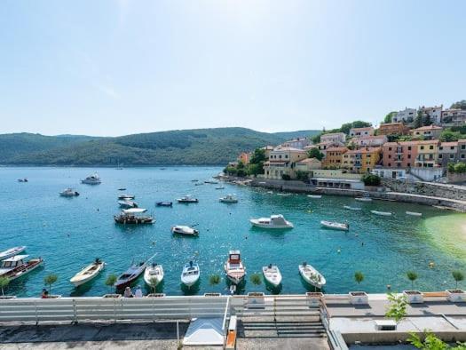 Apartmani Ella Rabac Exterior foto